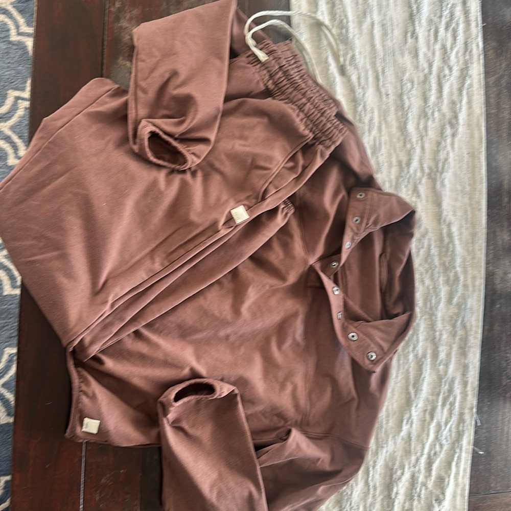 Granite Performance Jogger and Pullover XS